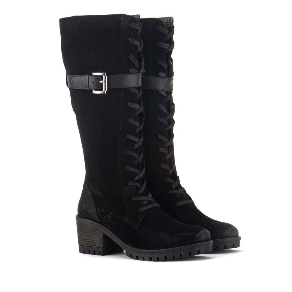 Vintage Foundry Black Lace-Up Women's Boots